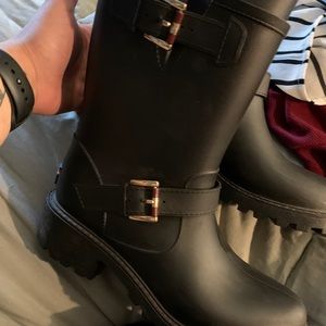 Rain boots